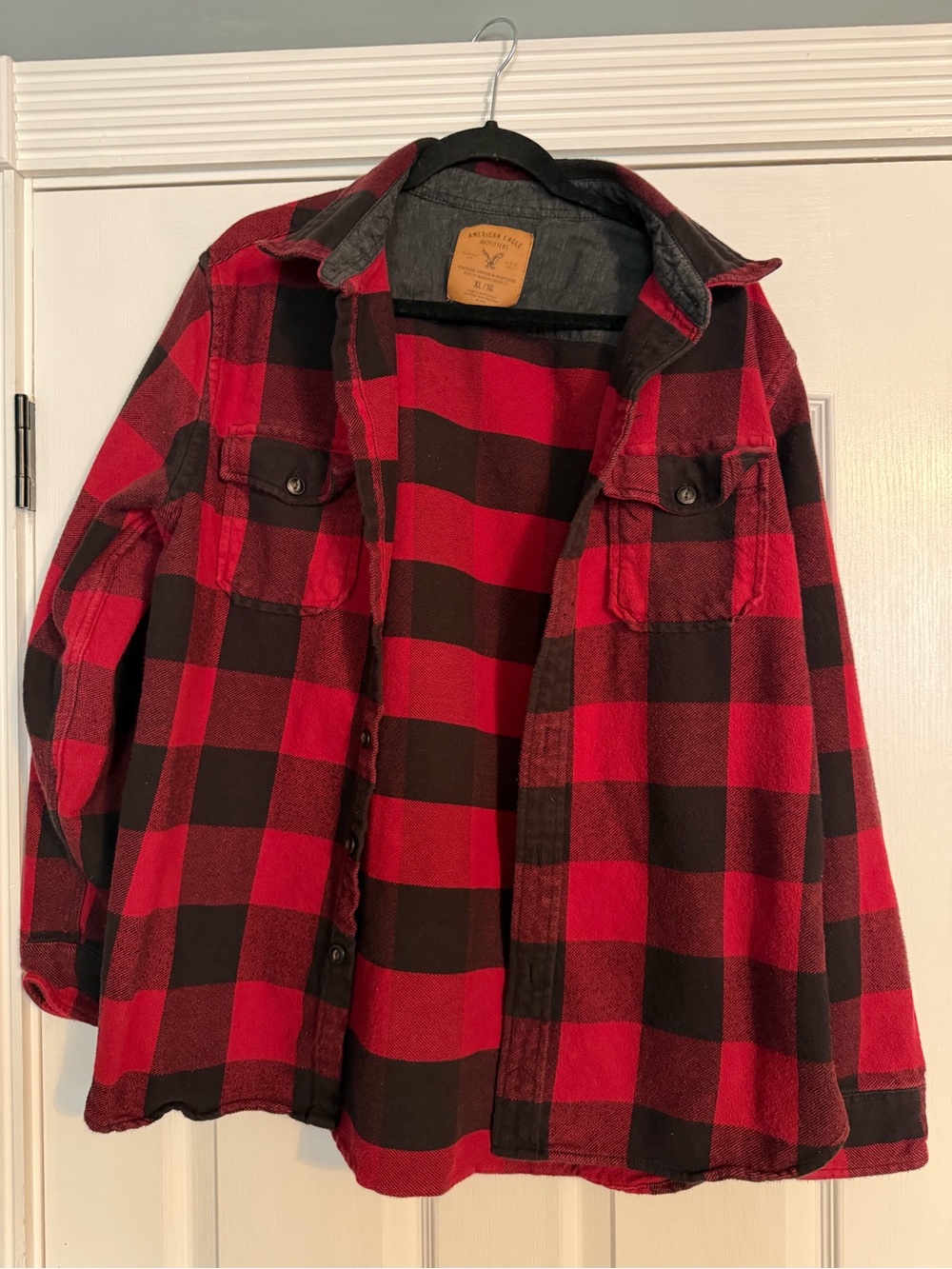 American Eagle Outfitters Red and Black Buffalo Plaid Button-Down Shirt
